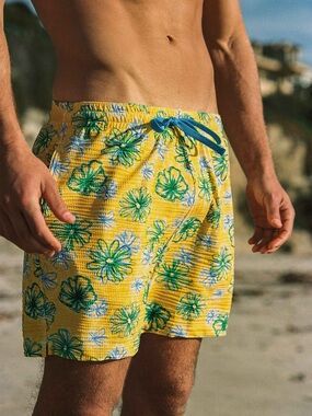 Blackbough 'Agua Fresca' Yellow Floral Swim Shorts Board Trunks Size XL